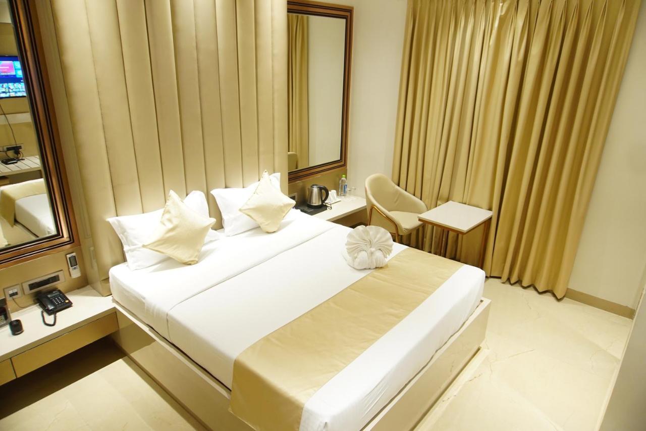 Red Orchid Kanpur Exterior foto